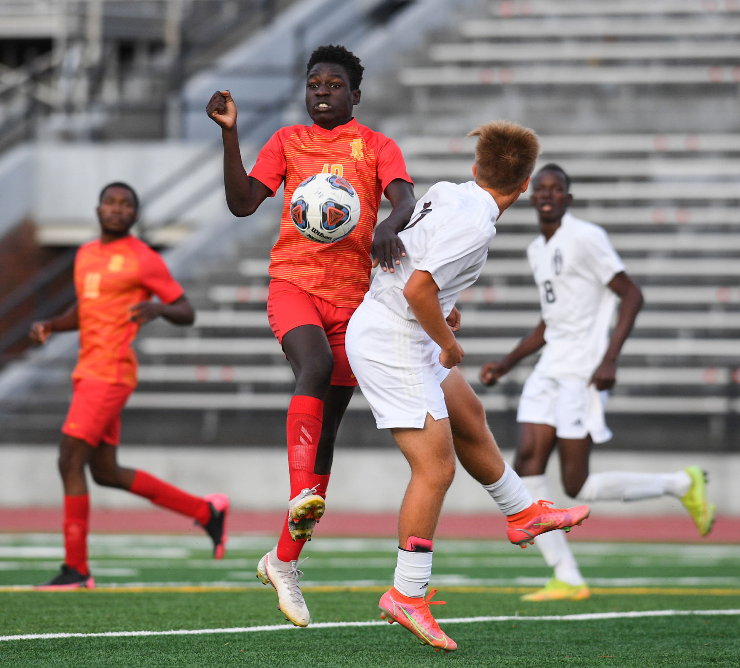 092121-qc-spt-uths-ri-soccer-008